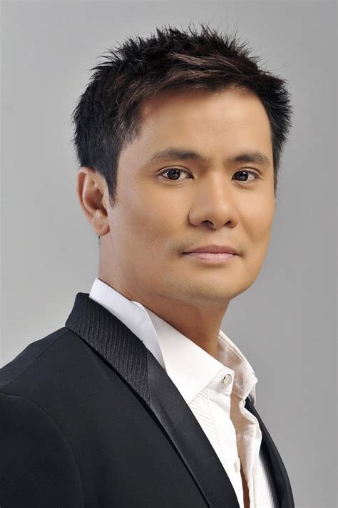 Ogie Alcasid's Manila Serenade: An Unexpected Symphony of Laughter and Love!